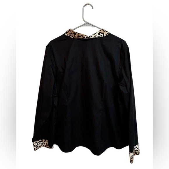 Chico's Blouse Womens Animal Print Button Up Wrinkle Resistant Cotton Size 3 NWT - Picture 5 of 9